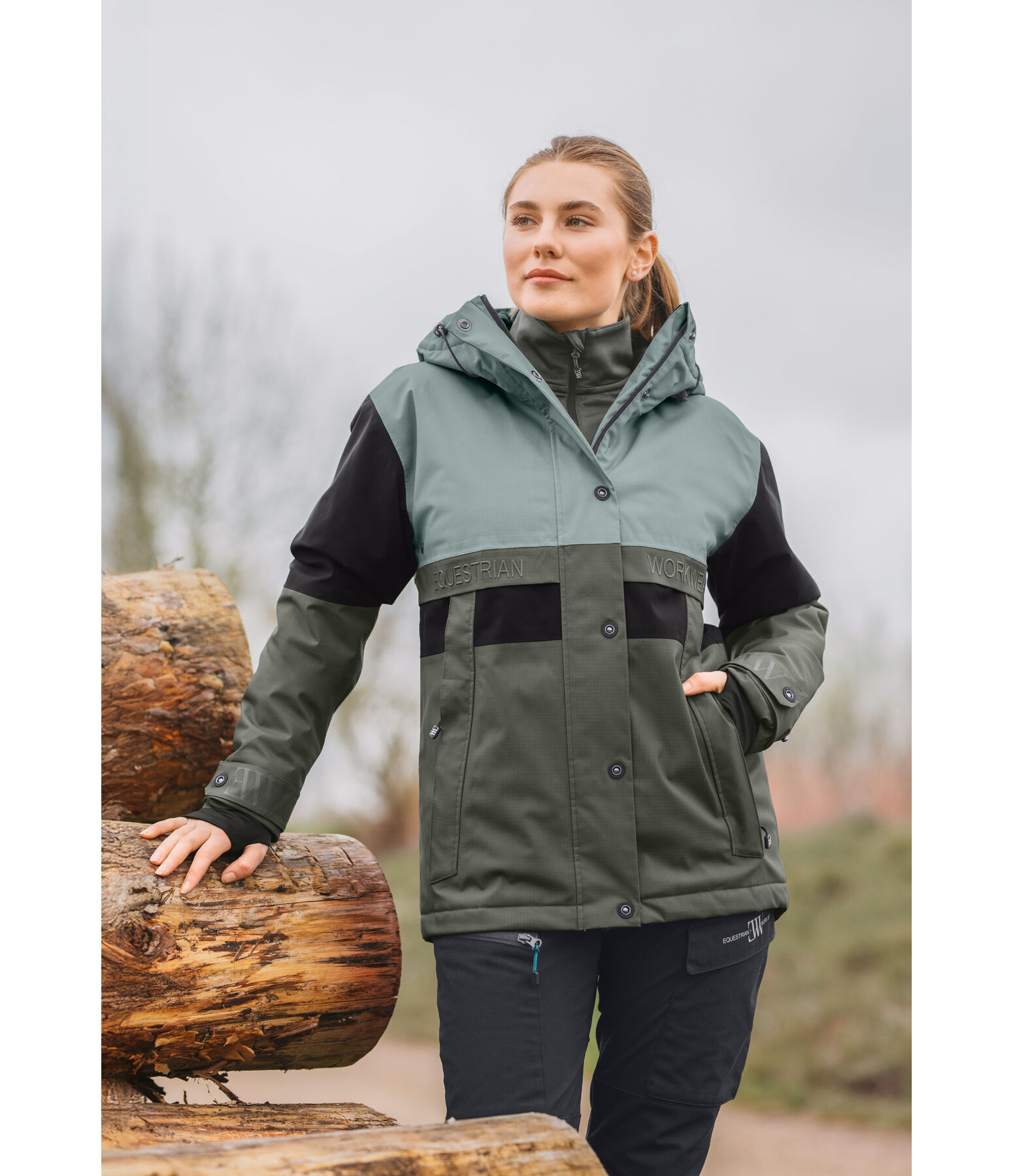 Veste d'extrieur d'hiver  capuche