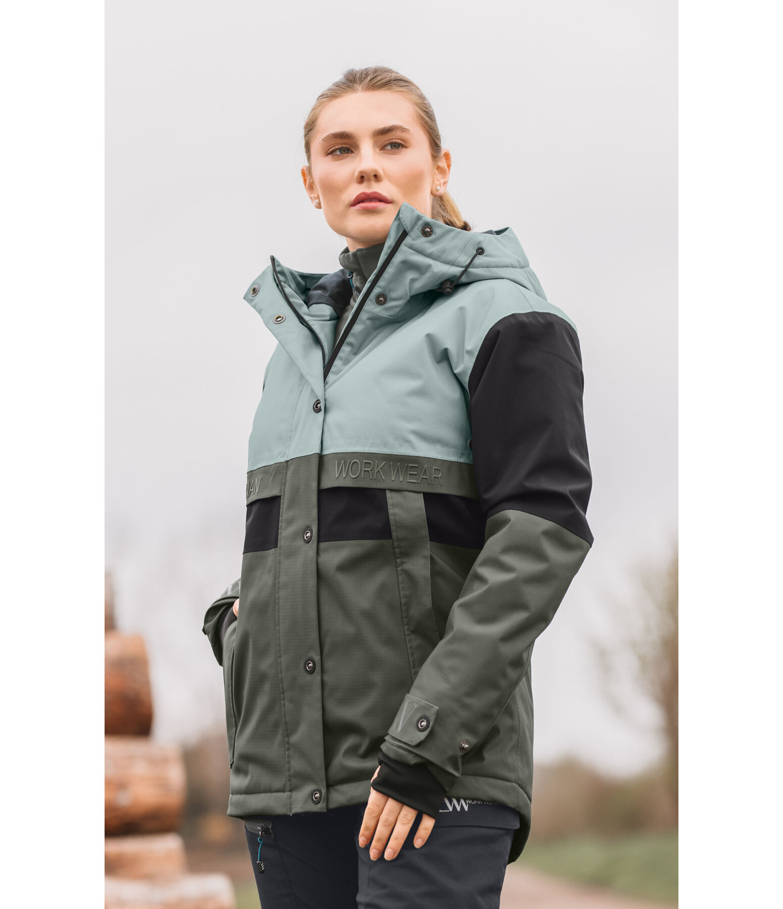 Veste d'extrieur d'hiver  capuche