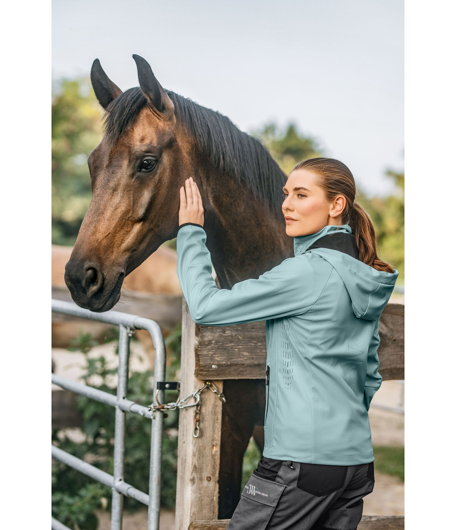 Veste softshell respirante avec capuche amovible