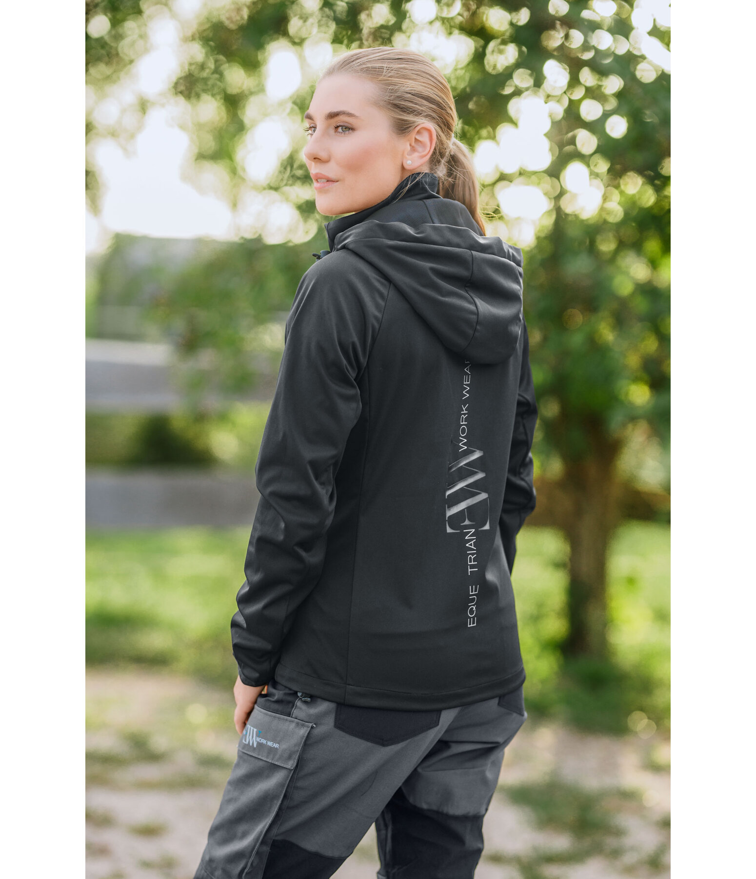 Veste softshell respirante avec capuche amovible