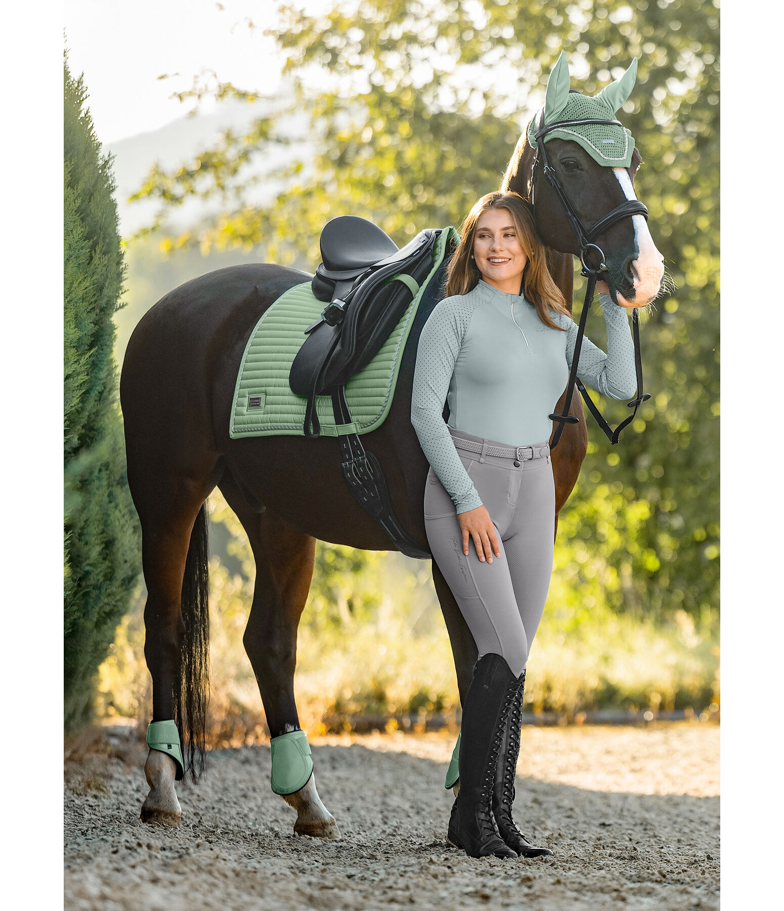 Tapis de selle  Sophistication avec passants de contre-sanglons