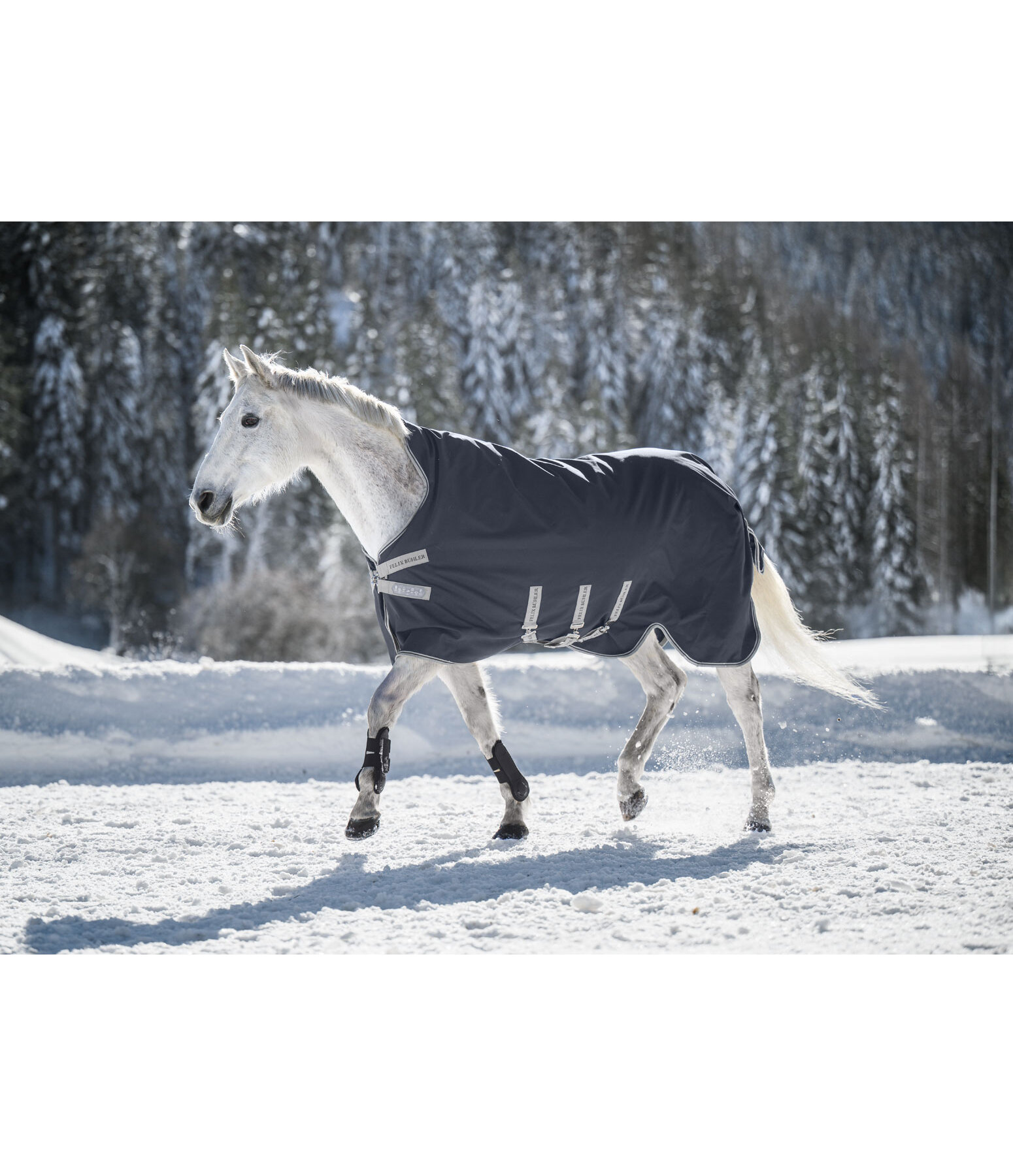 Couverture d'extrieur avec systme de liners  Fadeah Medium, 100  250g