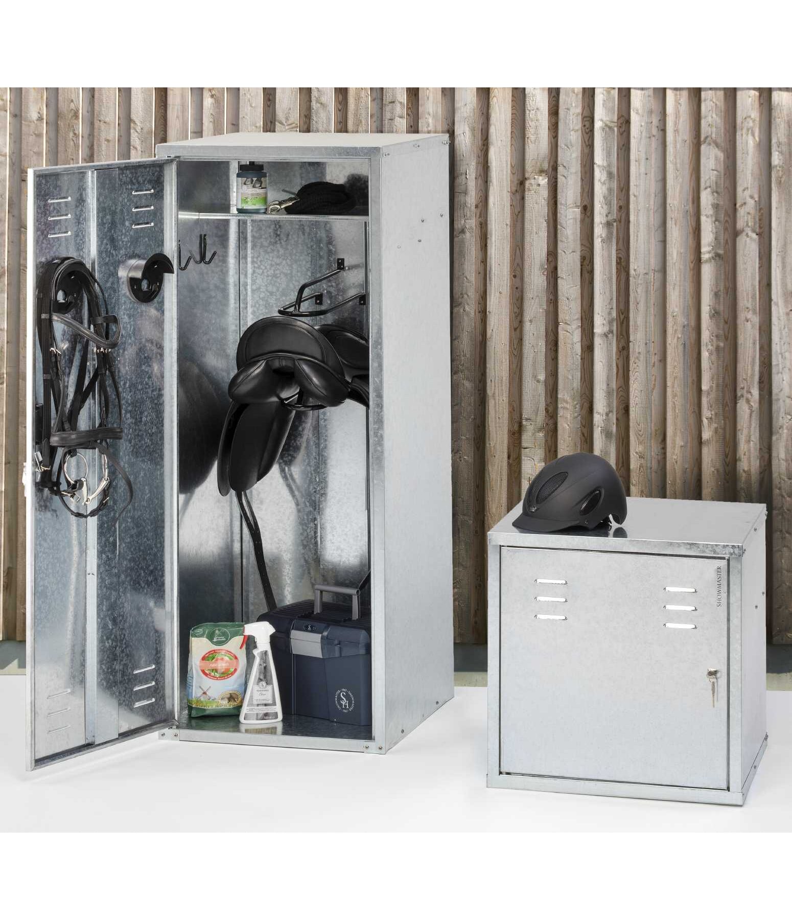 Ce colis ne comprend que le dessus, le dessous et les amnagements intrieurs. Dimensions  de l'armoire 150 x 60 x 60 cm. Ne peu
