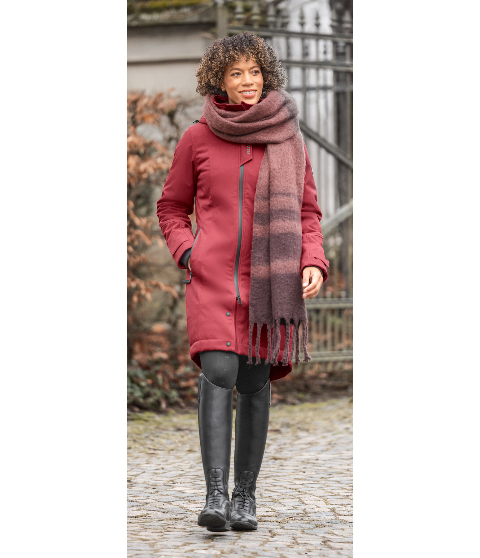 Manteau d'�quitation softshell � capuche  Aurelie