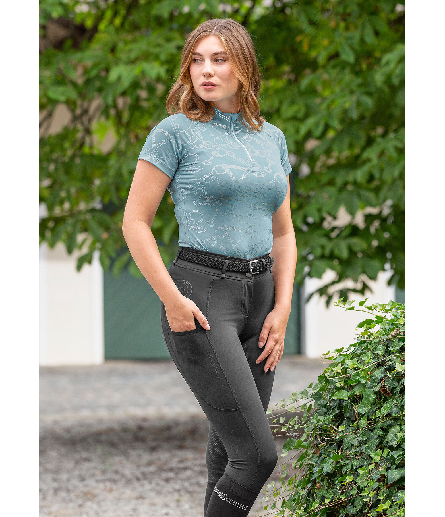 T-shirt technique  Livia