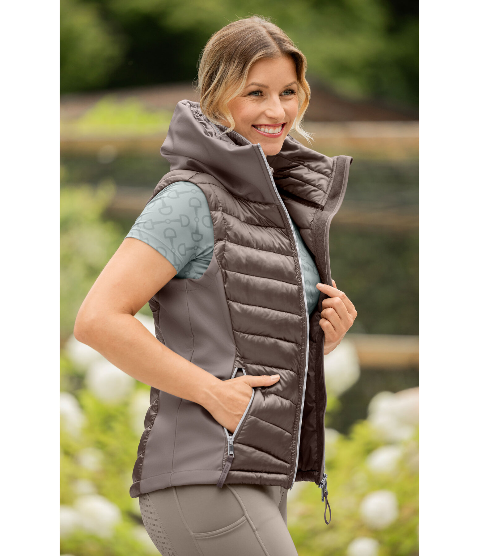 Gilet d'�quitation bi-mati�re � capuche  Zoey