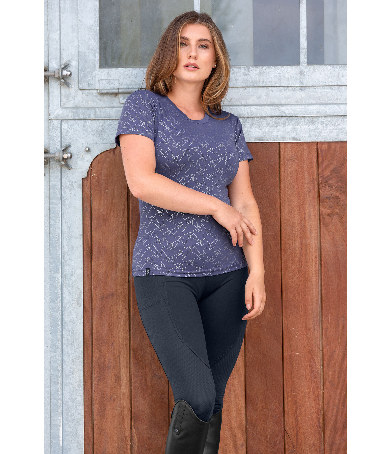 T-shirt technique  Pria