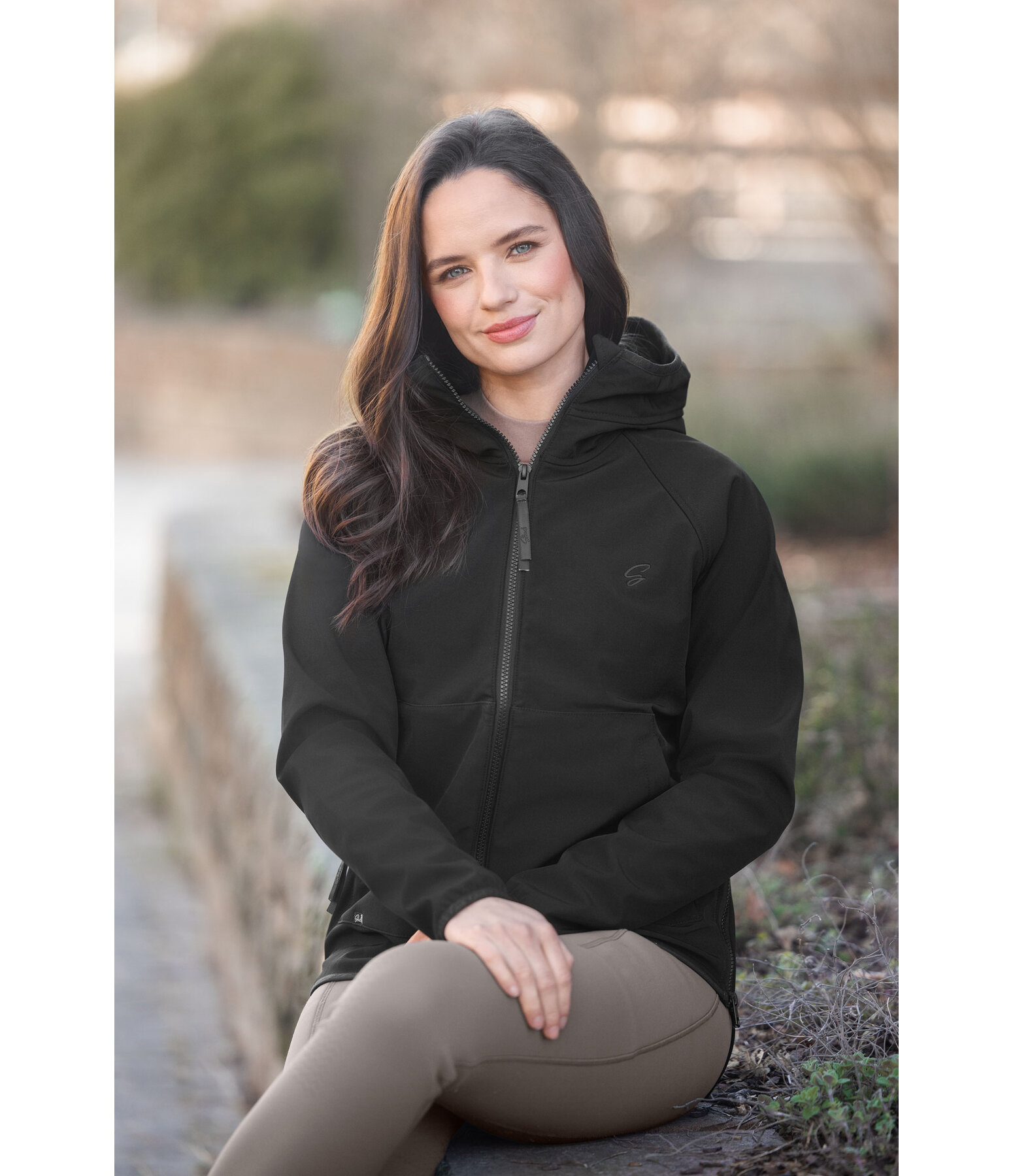 Veste softshell � capuche  Yola