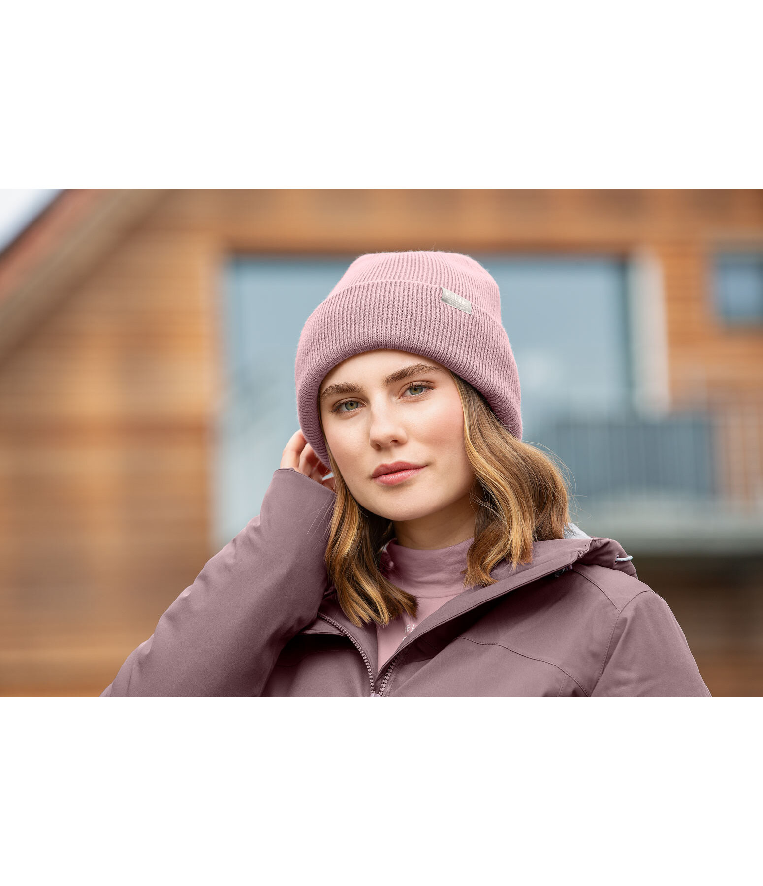 Bonnet  Kate